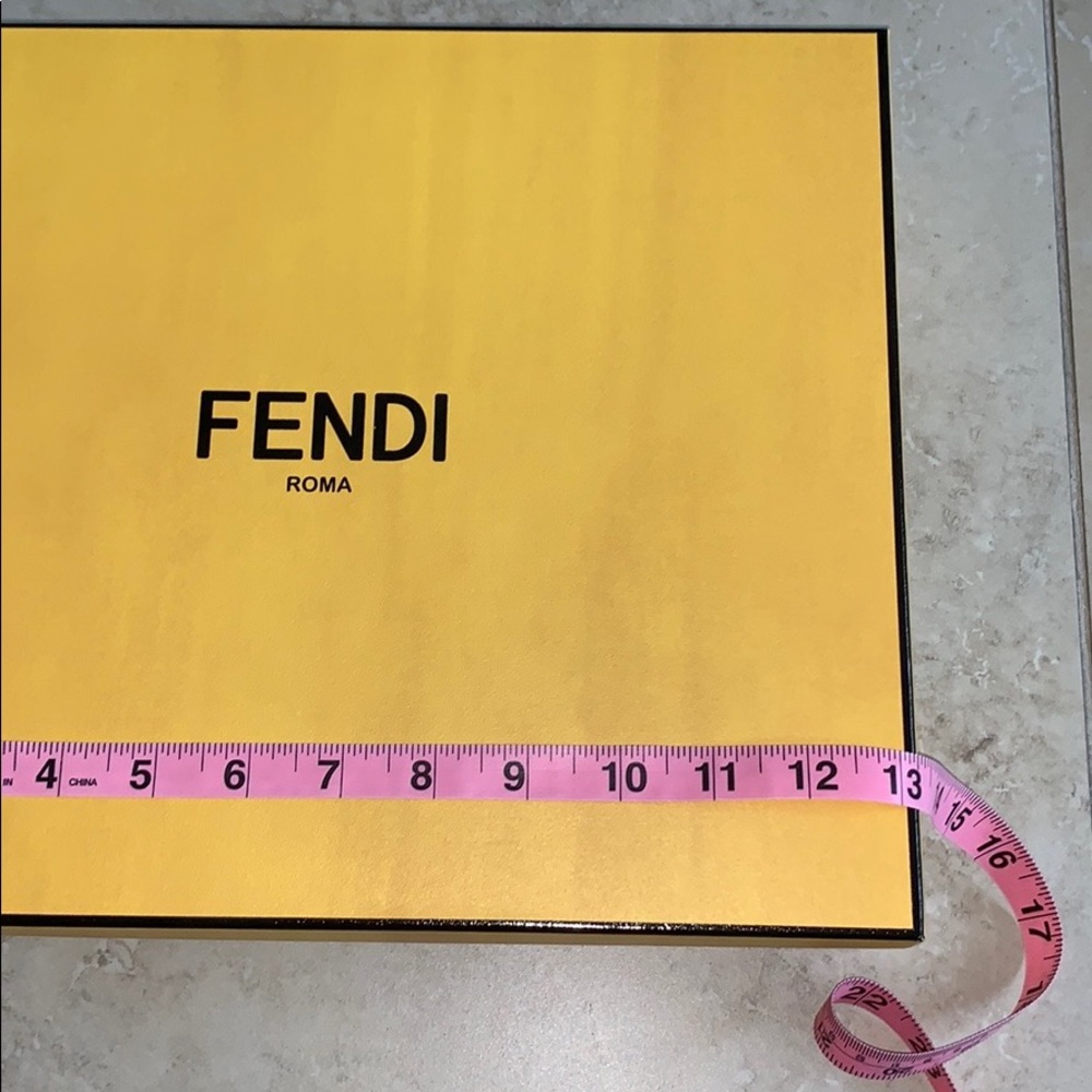 Fendi Box - Picture 4 of 5